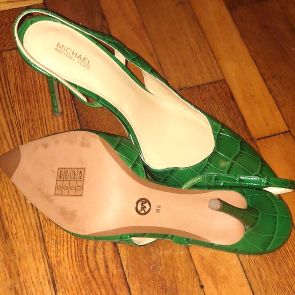 Shoes - Picture 1 of 1